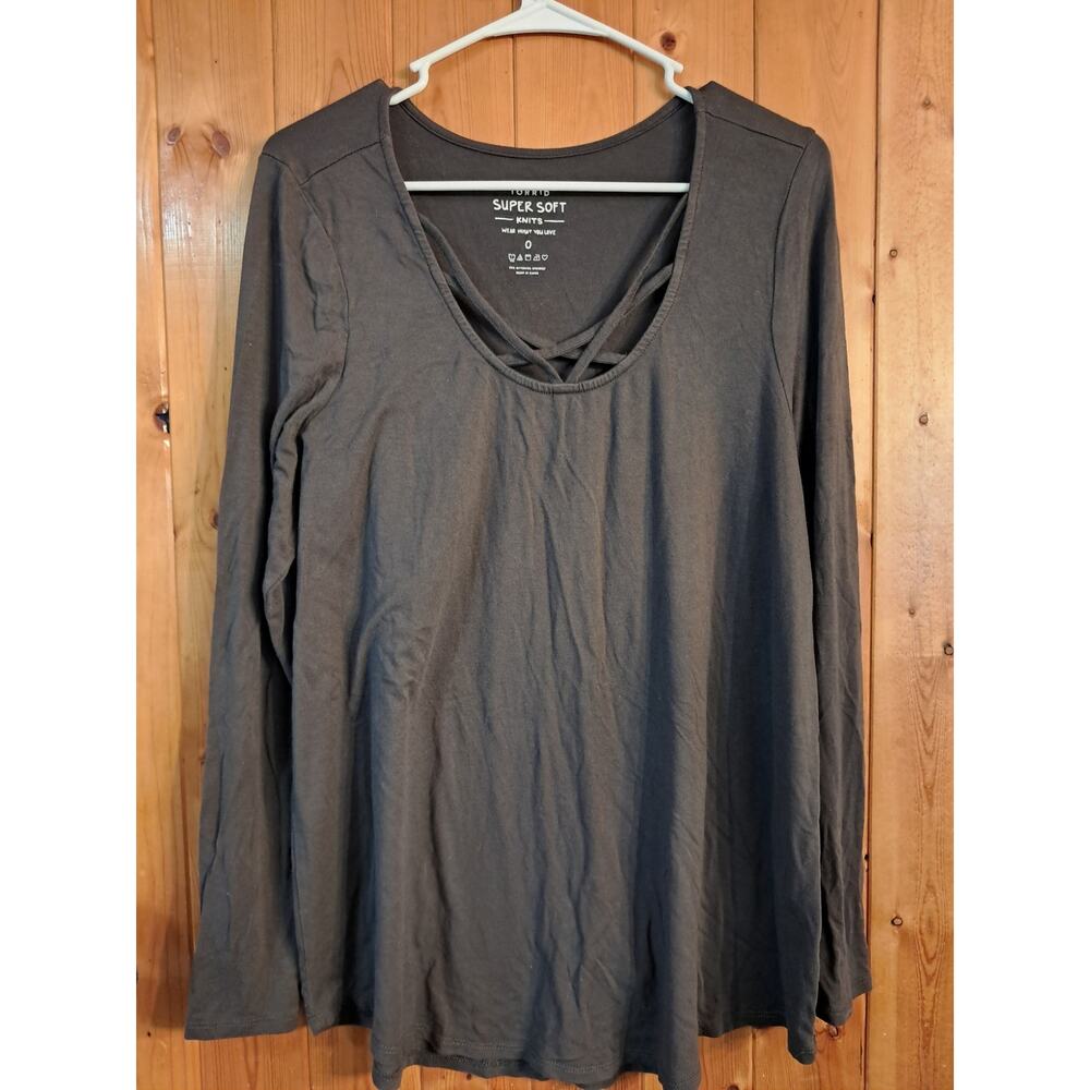 Torrid Super Soft long sleeve shirt